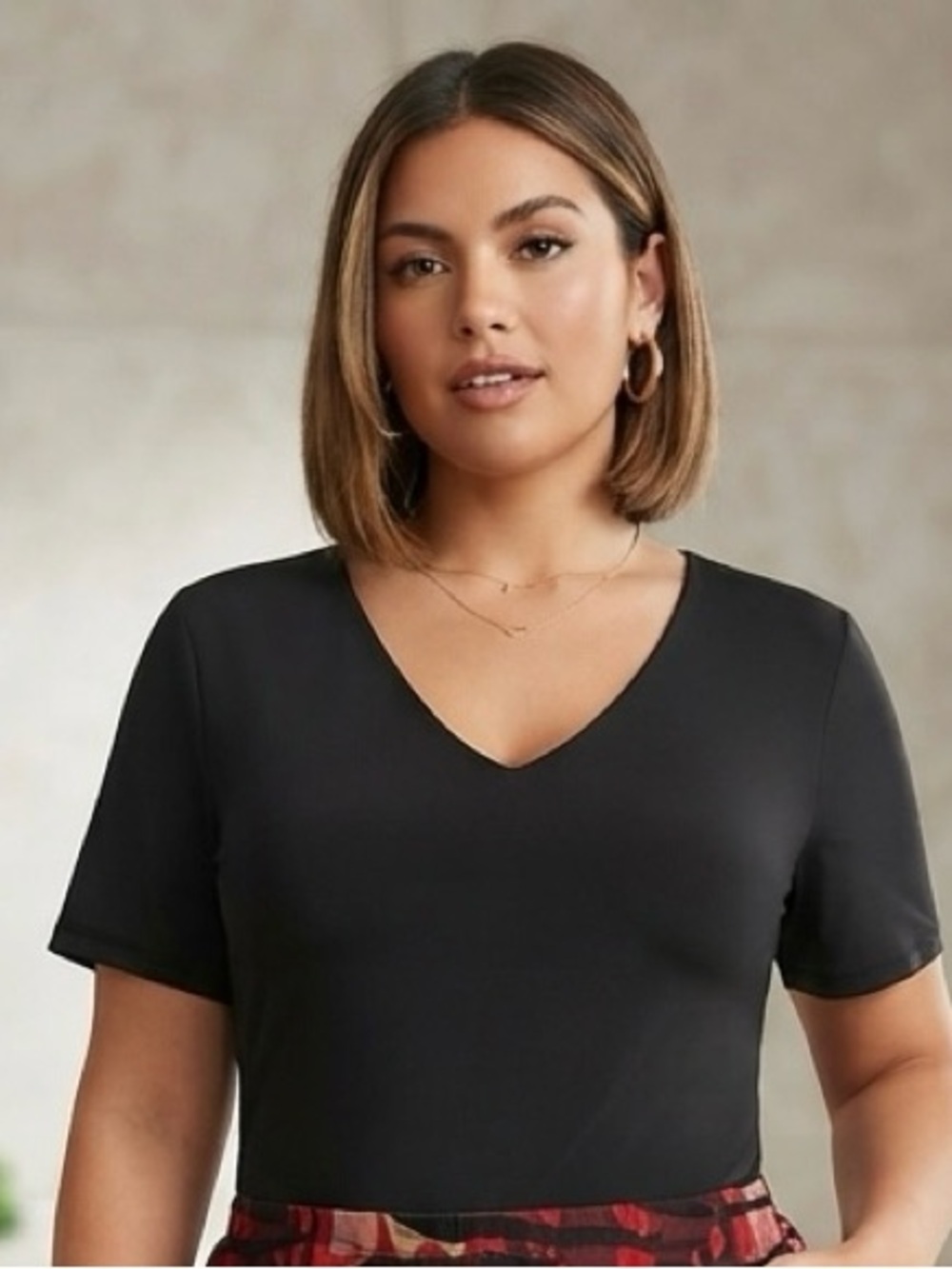 Black V-Neck Short Sleeve Bodysuit (w snap crotch)